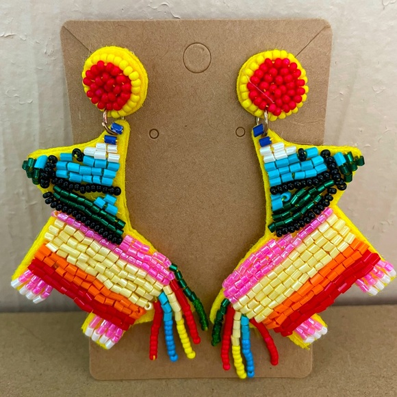 Jewelry - Piñata 🪅 earrings